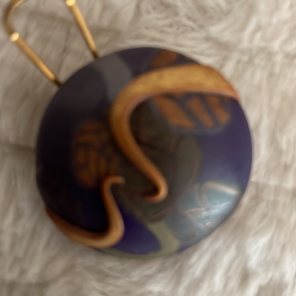 HANDCRAFTED Lightweight Earrings w Copper Swirl Applied Scroll Design Unique - Picture 3 of 4